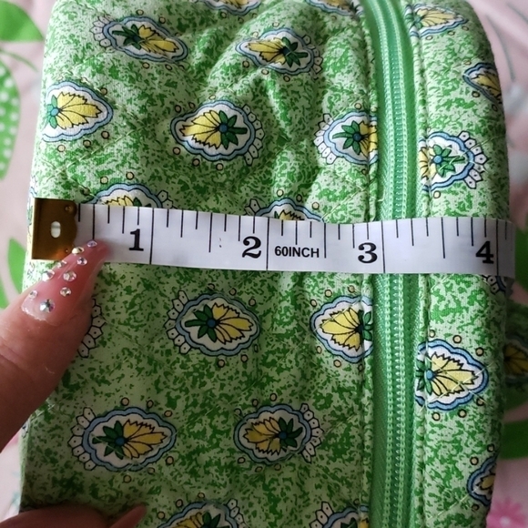 leaf  makeup/toiletry bag. - Picture 13 of 14